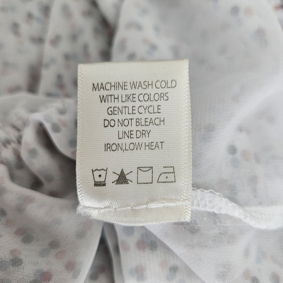 Max Studio Faux Wrap Blouse White Polka Dot Long Sleeve Ruffle VNeck Shirt Small - Picture 7 of 7